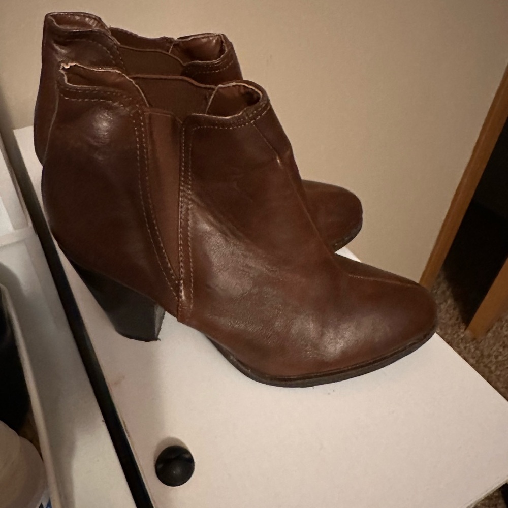Brown Faux Leather Ankle Boots- Size 6